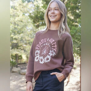 Volcom girls sweatshirt daisy floral butterfly moon boho school peace unity